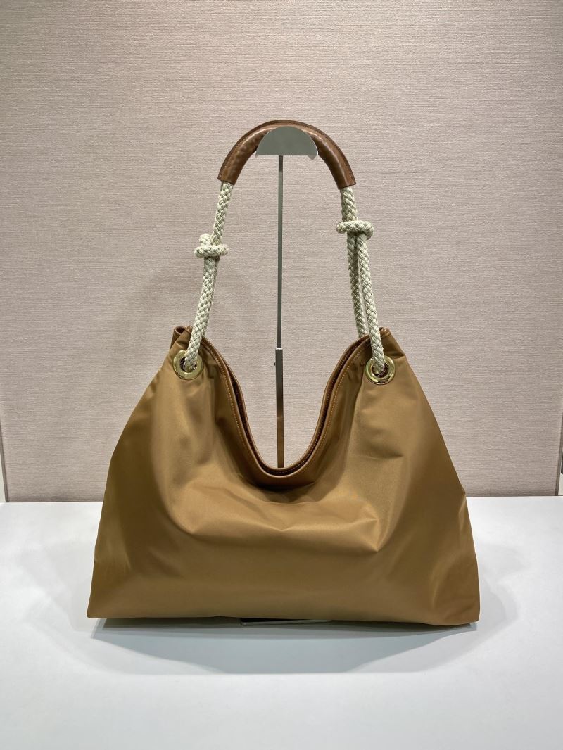 Pra*a tote bags